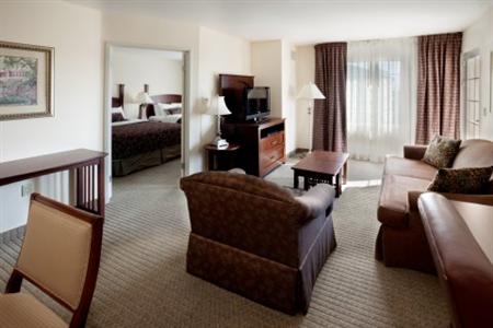 Staybridge Suites Austin Airport