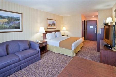 Holiday Inn Express Wenatchee