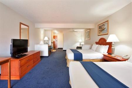 Holiday Inn Express St. Joseph