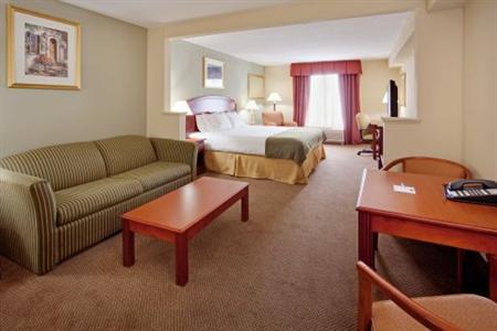 Holiday Inn Express Hotel & Suites Quakertown