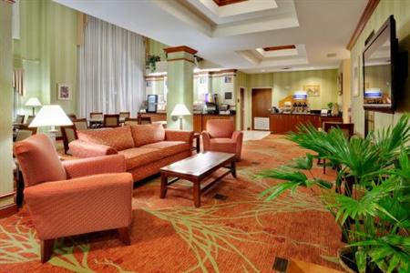 Holiday Inn Express Hotel & Suites Quakertown