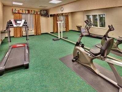 Holiday Inn Express Hotel & Suites Vermillion