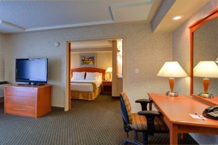 Holiday Inn Express Calgary