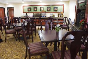 BEST WESTERN PLUS Blue Angel Inn