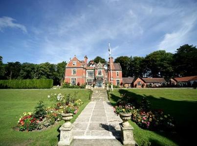 Coed-Y-Mwstwr Hotel Bridgend