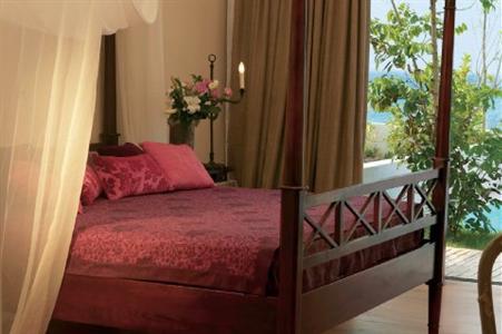 Mandola Rosa Suites & Villas