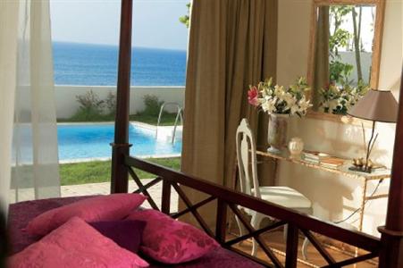 Mandola Rosa Suites & Villas