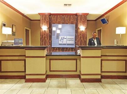 Holiday Inn Express & Suites Shreveport