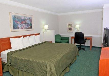 Quality Inn & Suites Charlotte (North Carolina)