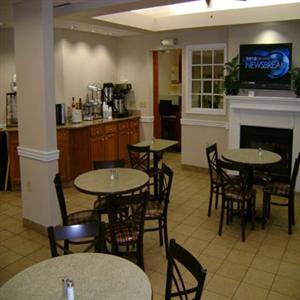 La Quinta Inn And Suites Jackson Airport