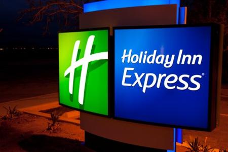 Holiday Inn Express Perris-East