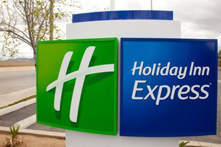 Holiday Inn Express Perris-East