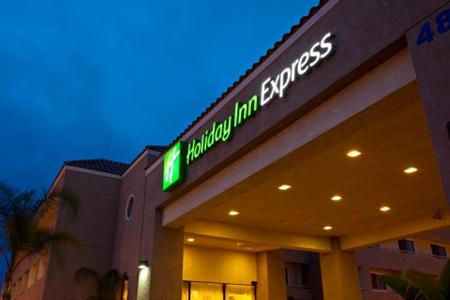 Holiday Inn Express Perris-East