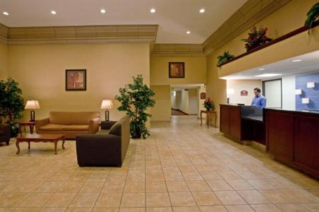 Holiday Inn Express Perris-East