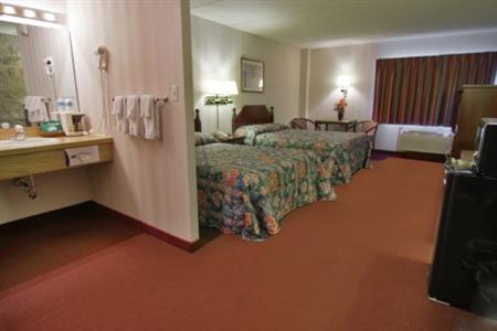 Americas Best Value / Voyageur Inn