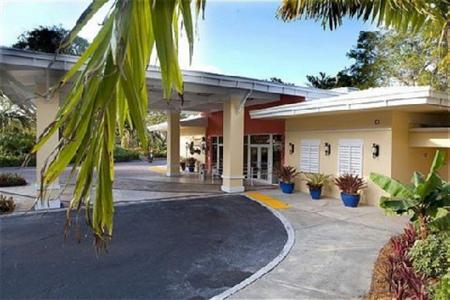 Hotel Indigo Miami Lakes