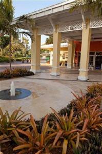 Hotel Indigo Miami Lakes