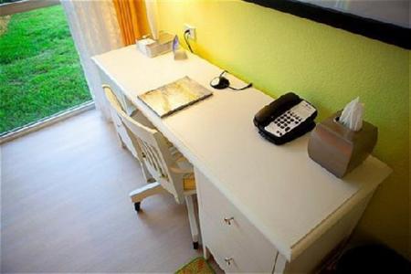 Hotel Indigo Miami Lakes