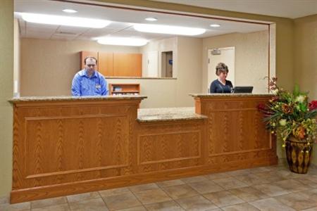 Candlewood Suites Elgin - Northwest Chicago