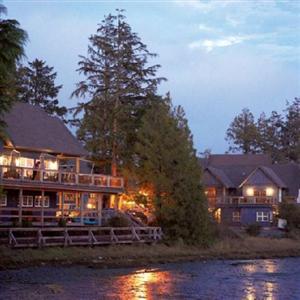 Waters Edge Resort at Pacific Rim