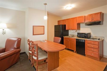 Candlewood Suites Montgomery