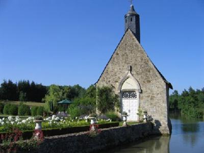 Chateau De Vauloge Ferce-sur-Sarthe