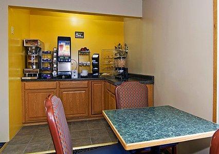 Rodeway Inn & Suites Austin (Minnesota)