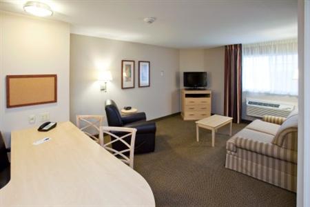 Candlewood Suites Minot