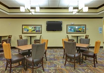 Holiday Inn Express Hotel & Suites Covington (Tennessee)