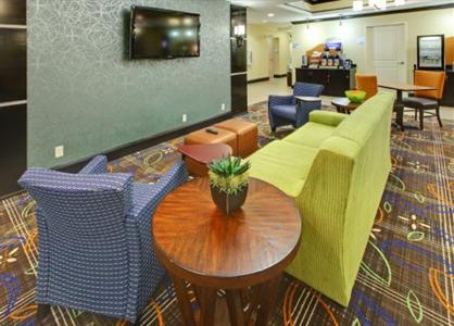 Holiday Inn Express Hotel & Suites Covington (Tennessee)