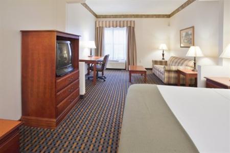 Holiday Inn Express Laurinburg