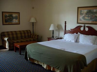 Holiday Inn Express Laurinburg