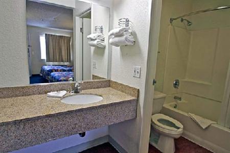 Motel 6 Reno Airport Sparks