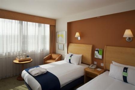 Holiday Inn Glasgow Airport