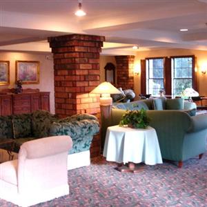 Hardman House Inn & Suites