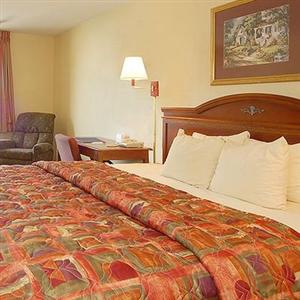 Econo Lodge Inn & Suites Waco