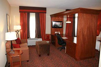 Hampton Inn & Suites Brenham