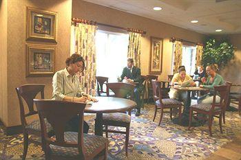 Hampton Inn Clifton Park