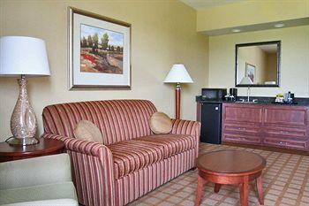 Hilton Garden Inn Indianapolis Airport