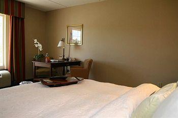 Hampton Inn & Suites Berkshires