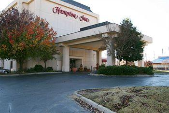 Hampton Inn Memphis-I-240 at Thousand Oaks