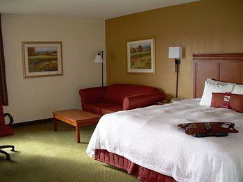 Hampton Inn Memphis-I-240 at Thousand Oaks