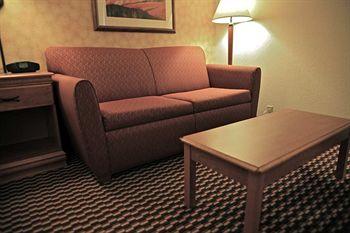 Hampton Inn Milwaukee Airport