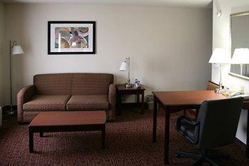 Hampton Inn & Suites Muncie