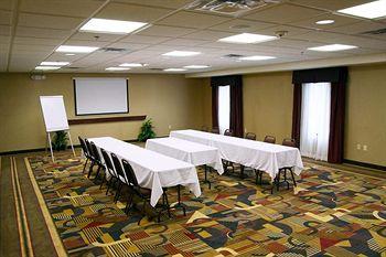 Hampton Inn & Suites Muncie