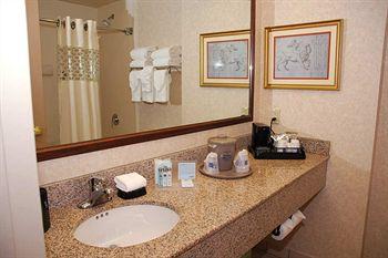 Hampton Inn & Suites Nashville - Green Hills