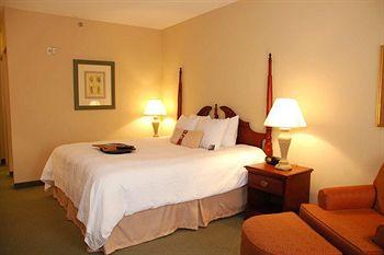 Hampton Inn & Suites Nashville - Green Hills