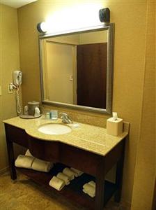 Holiday Inn Express Hotel & Suites Opelika Auburn