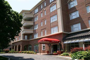 Hampton Inn & Suites Stamford