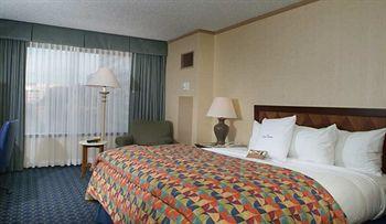 Doubletree Hotel Tulsa-Warren Place